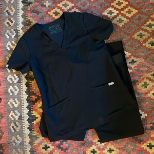 black XS figs scrubs set